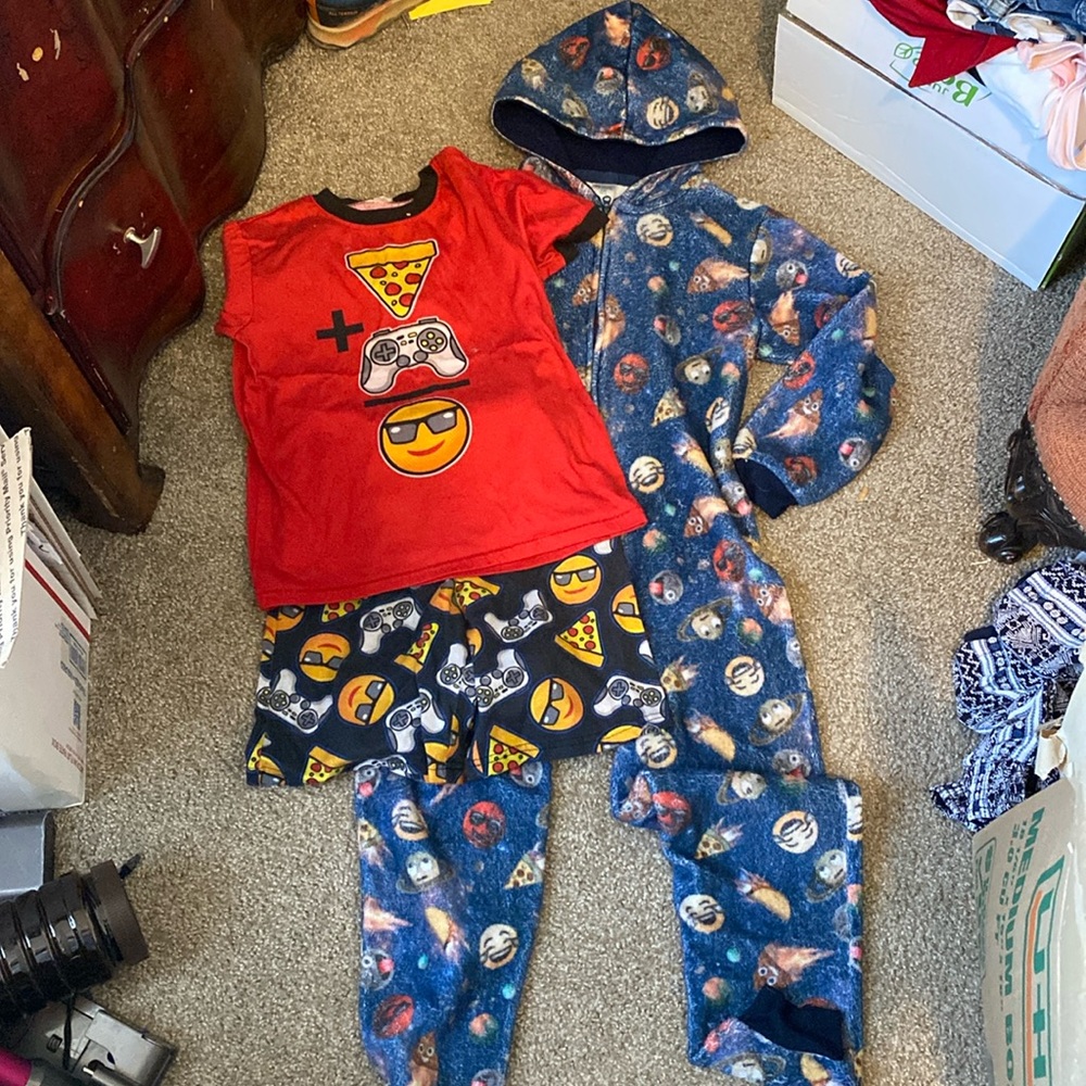 Boys size 10/12 pj bundle
